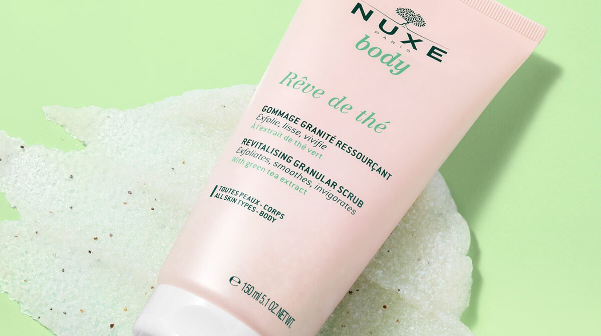 Gommage : pourquoi votre corps en a besoin ? - NUXE