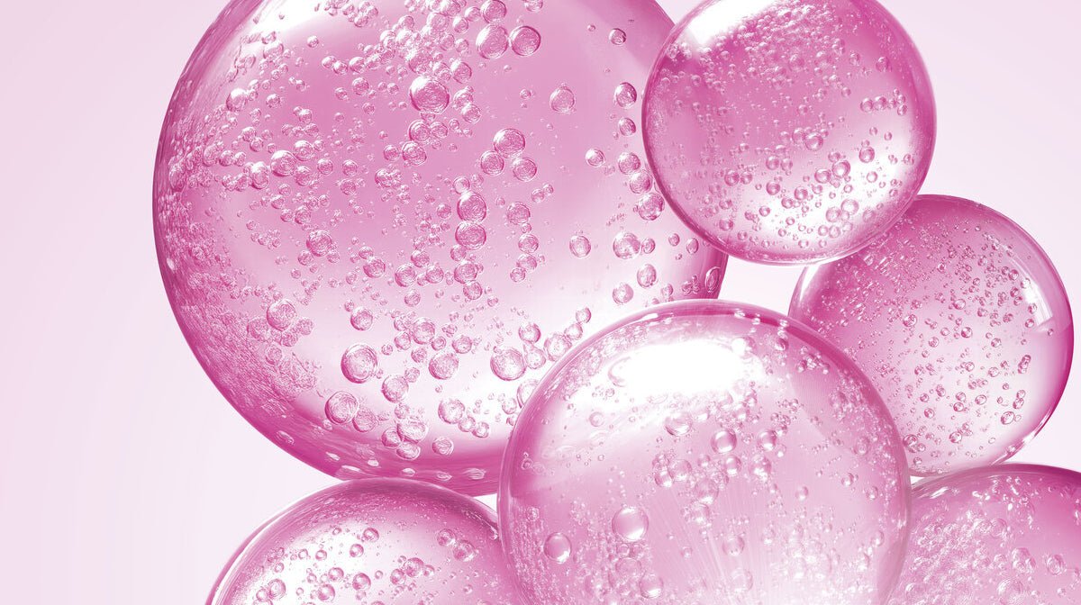 Qu'est-ce que l'Acide Hyaluronique ? Quels sont les bienfaits pour la peau et les cheveux ? - NUXE